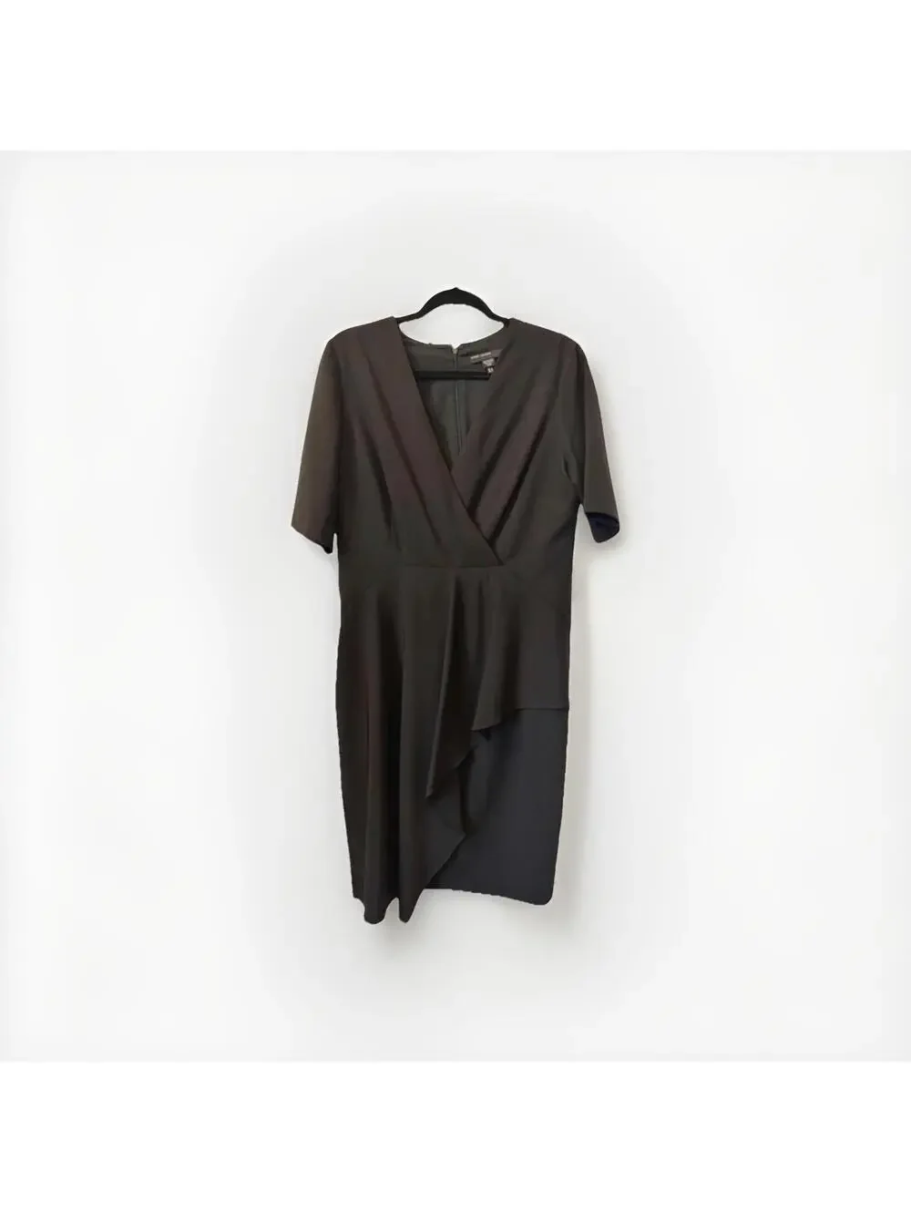 Maggy London Knee-Length/Midi Dress Women's 12 Black V-Neck Cocktail Flattering